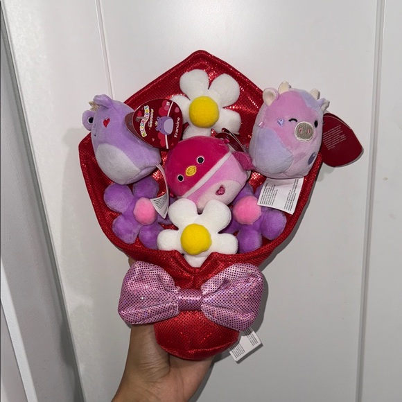 Squishmallows Micromallows 12” Valentines Day Bouquet Red Pink Purple 2025 - Picture 2 of 9